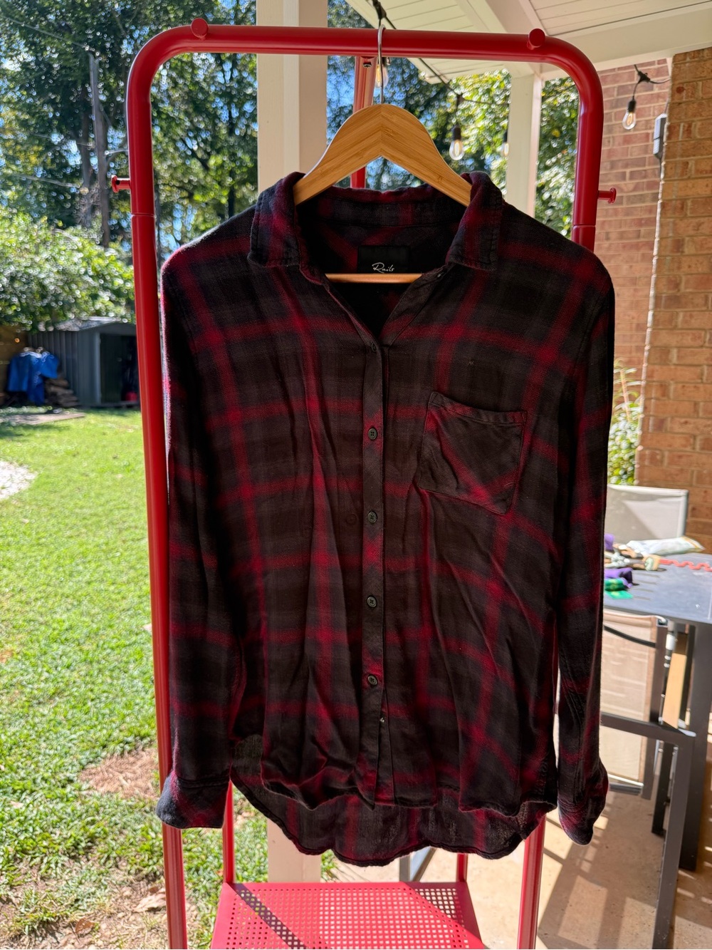 Rails Men's Black and Red Plaid Button-Down Shirt
